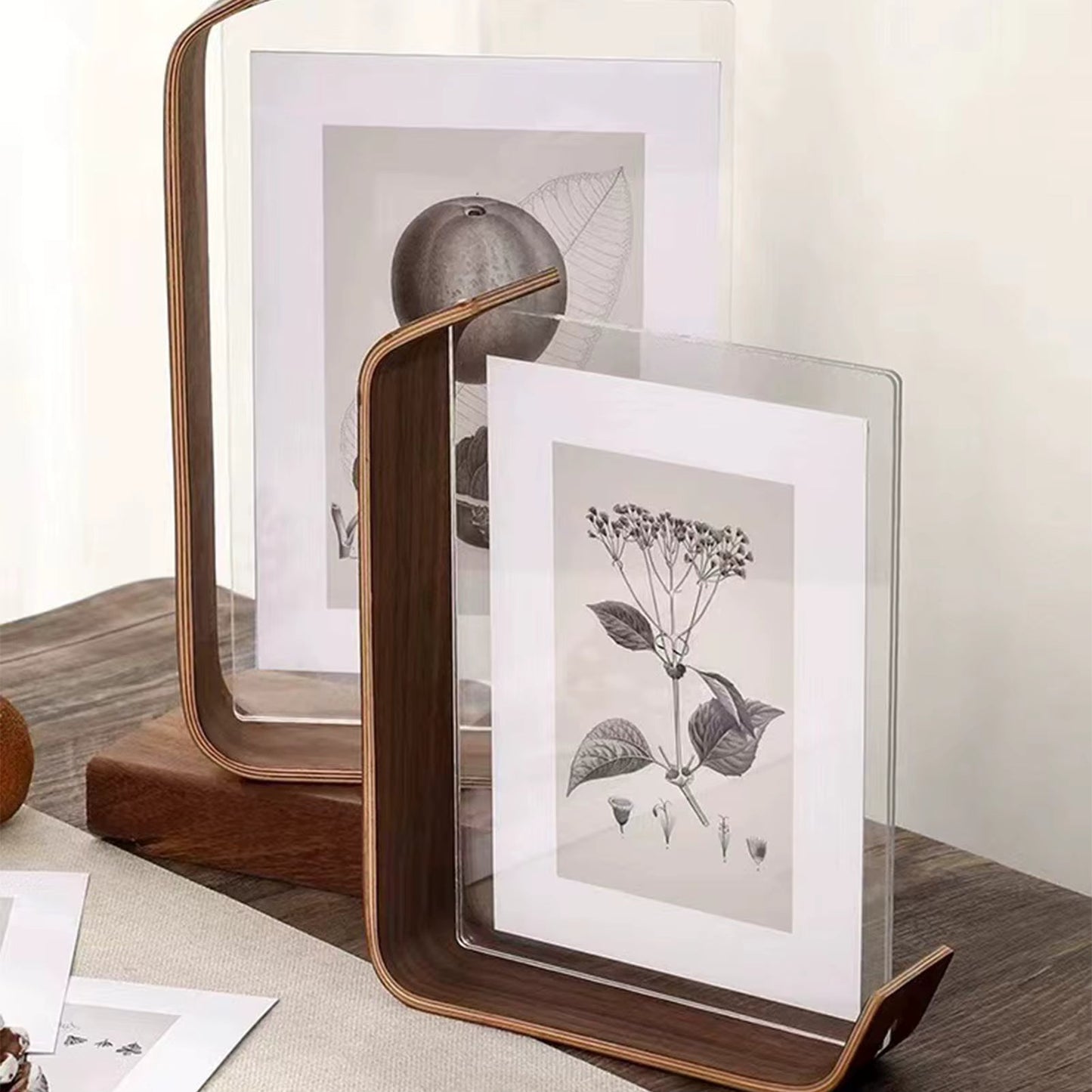Curved Acrylic Frame